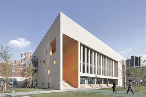 are schools opening in china